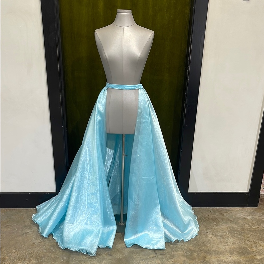 Ava Presley Overskirt - Ice Blue